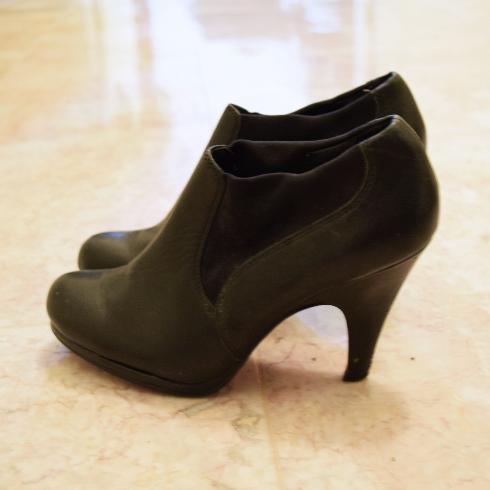 Black Badass High Heel Booties w/ Elastic | Size 6.5